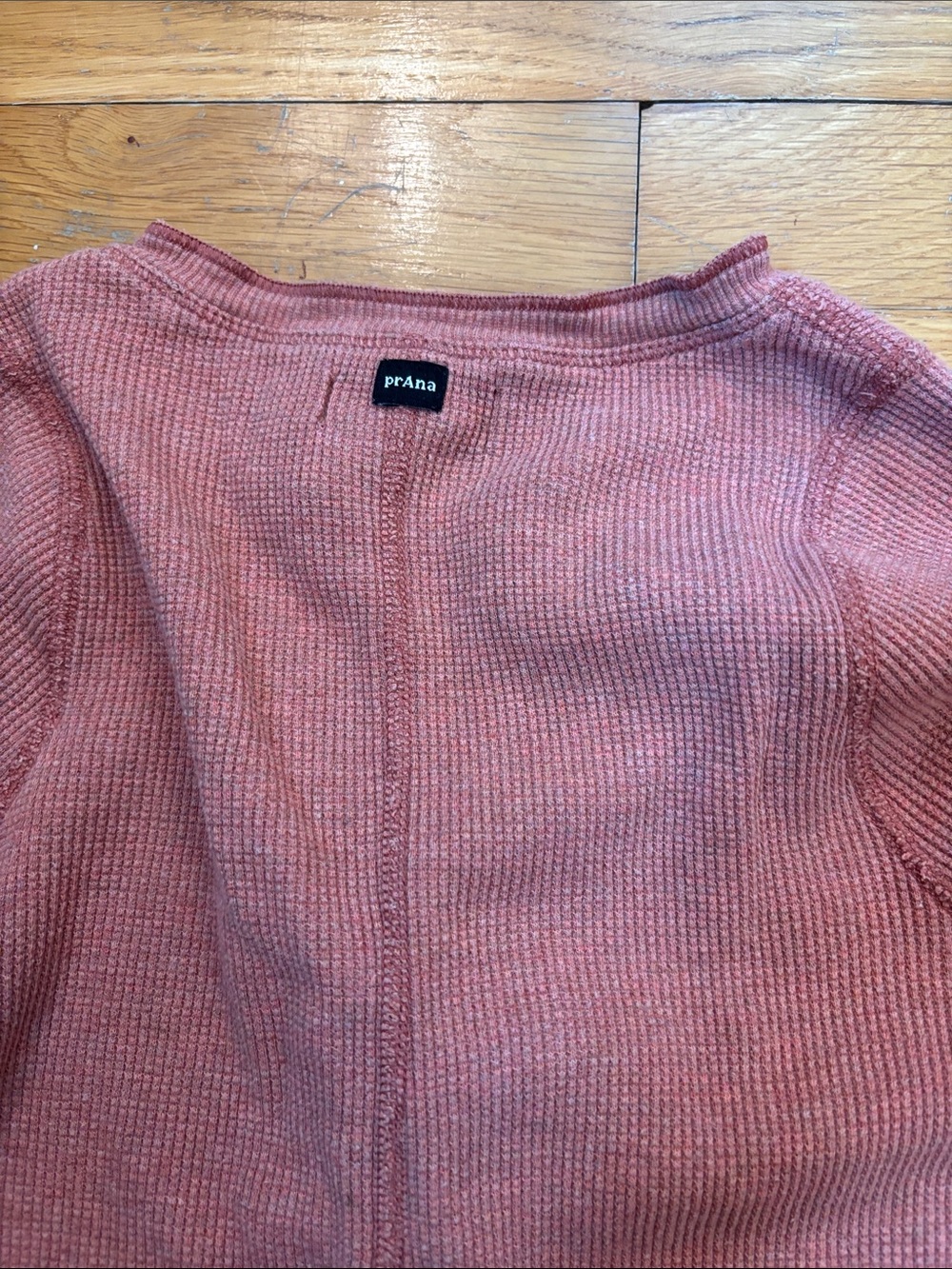 Prana Touchstone Henley - Picture 6 of 10